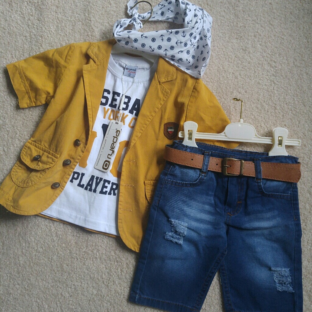 NWT boy outfit, 2T